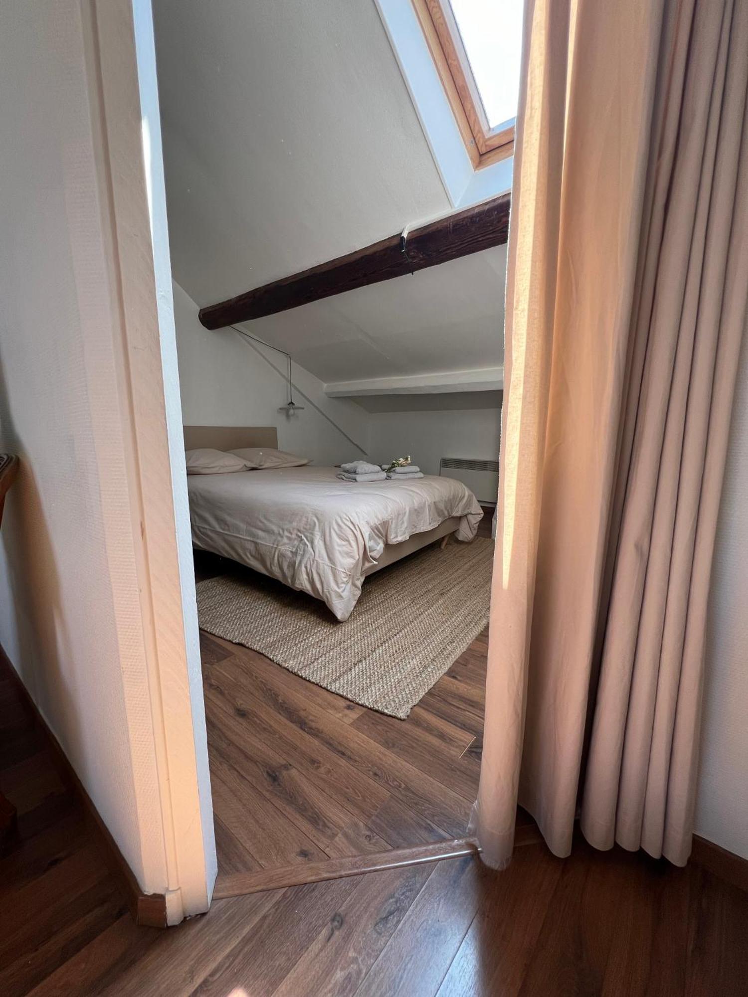 Le Fleuri - Reims - Wifi Gratuit - Quartier Calme Apartment Ngoại thất bức ảnh